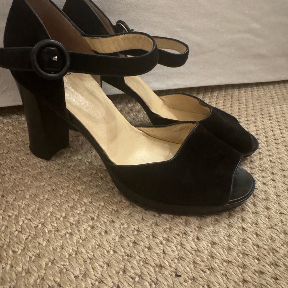 Varda made in Italy size 9 Elegant Black Women's Heels. Retail $385